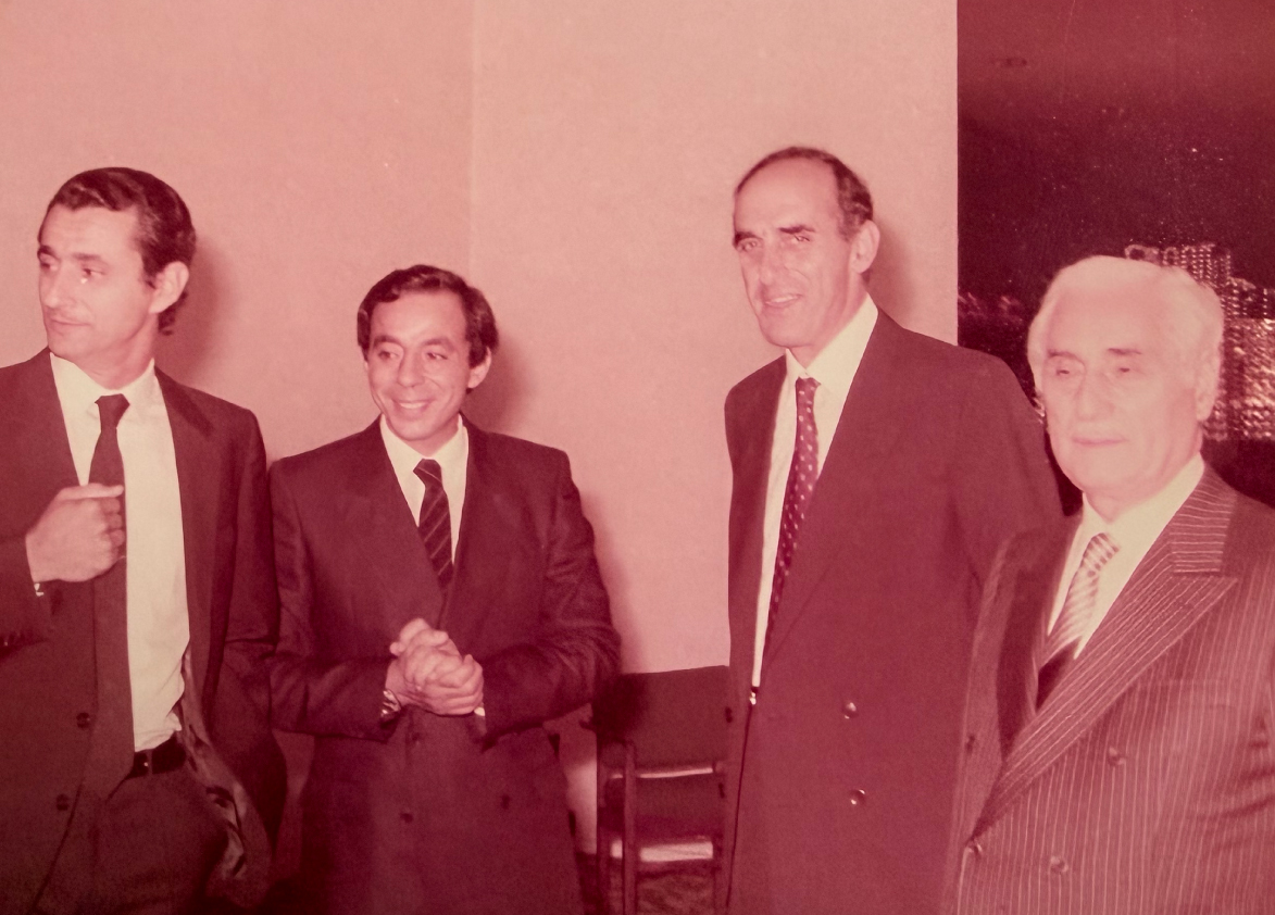1982 : Réception organisée à l'occasion de la création de l'Arab Tunisian Bank (ATB), en présence de M. Abdelmajid SHOMAN, Chairman de l'Arab Bank et de MM. Farid ABBES, Ridha ZERZRI et Mounib AL MASRI, membres du Conseil d'administration.